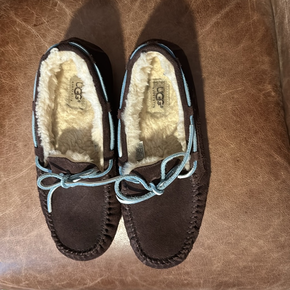 UGG® Dakota moccasin slipper